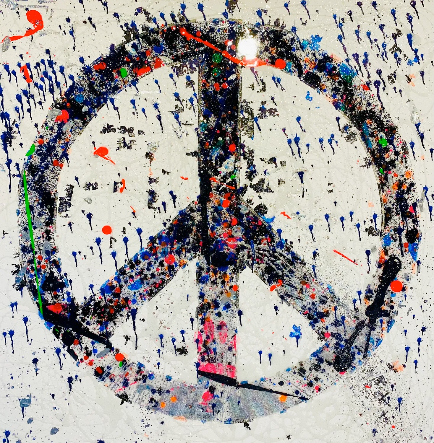 Das Peacezeichen. Acrylfarben und Epoxydharz setzen es auf Leinwand in Szene. Die ständige Sehnsucht nach Frieden der nicht selbstverständlich ist. Dieses Werk erstelle ich im Auftrag in jeder Wunschgrösse oder Farbgebung.
